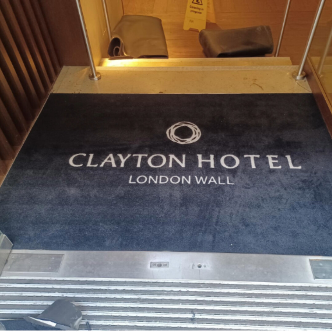 Fitted Image and Logo Mat - auximage5