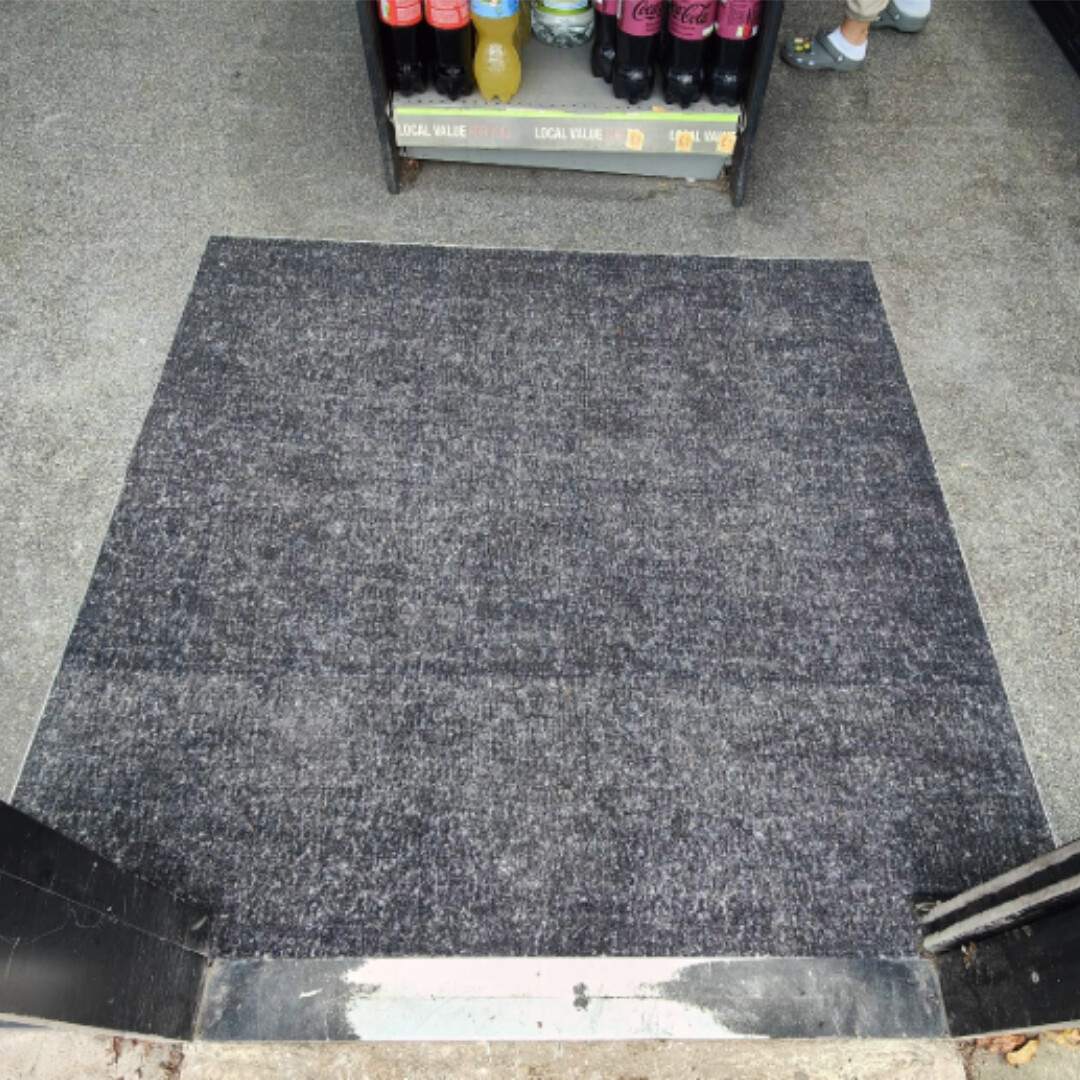 Planet Range Fitted Mat - auximage3