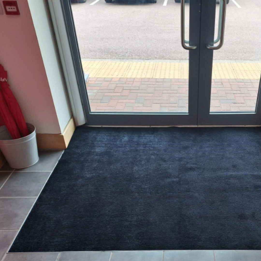 Printed Plain Colour Fitted Mats - primary