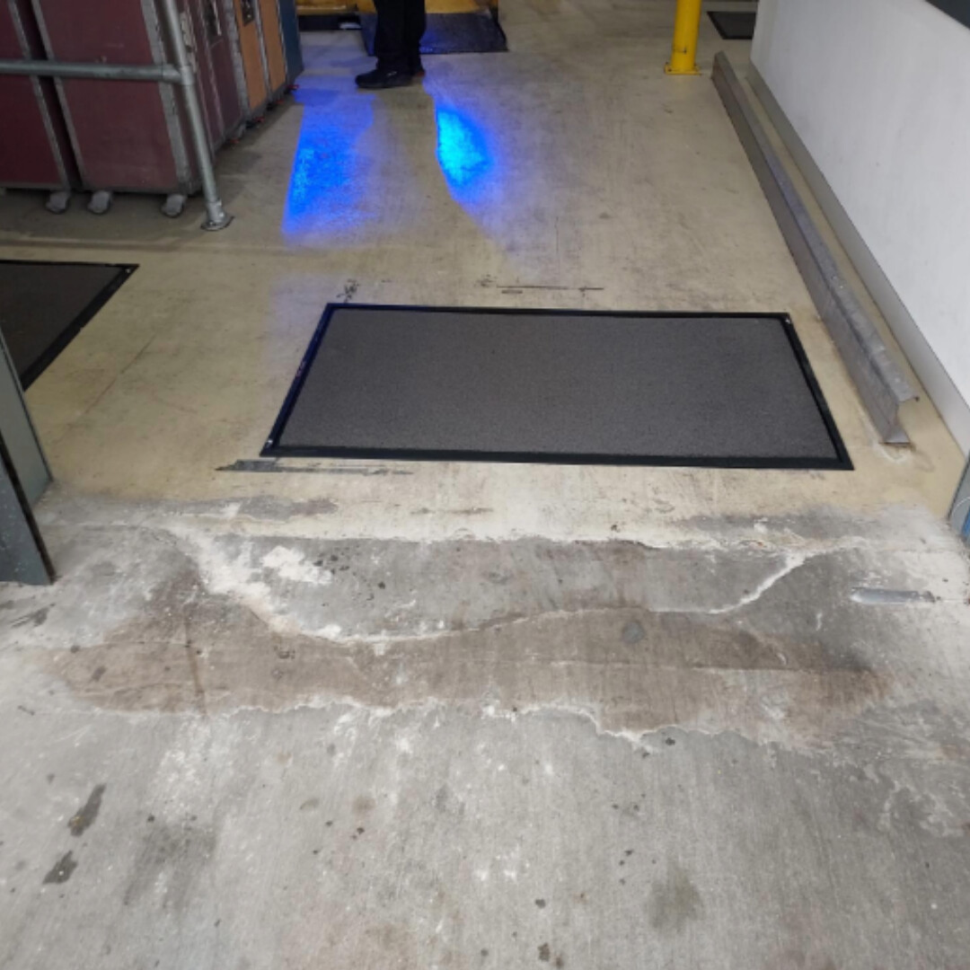 Contamination Mat - auximage4