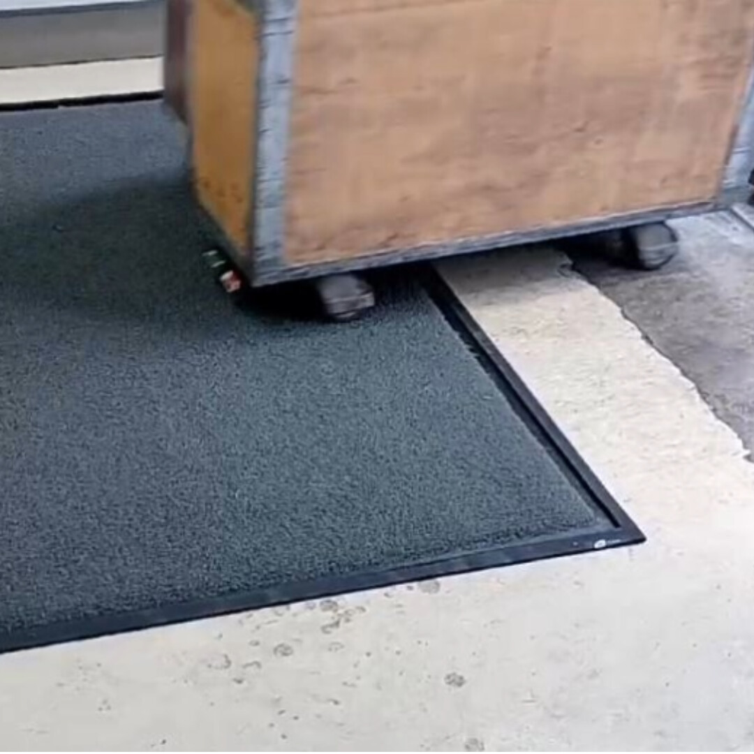 Contamination Mat